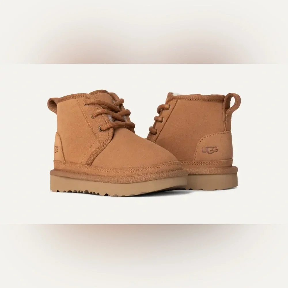 NIB UGG Neumel II Unisex Chukka Suede Wool Lined Boots in Chestnut Tan size 6T